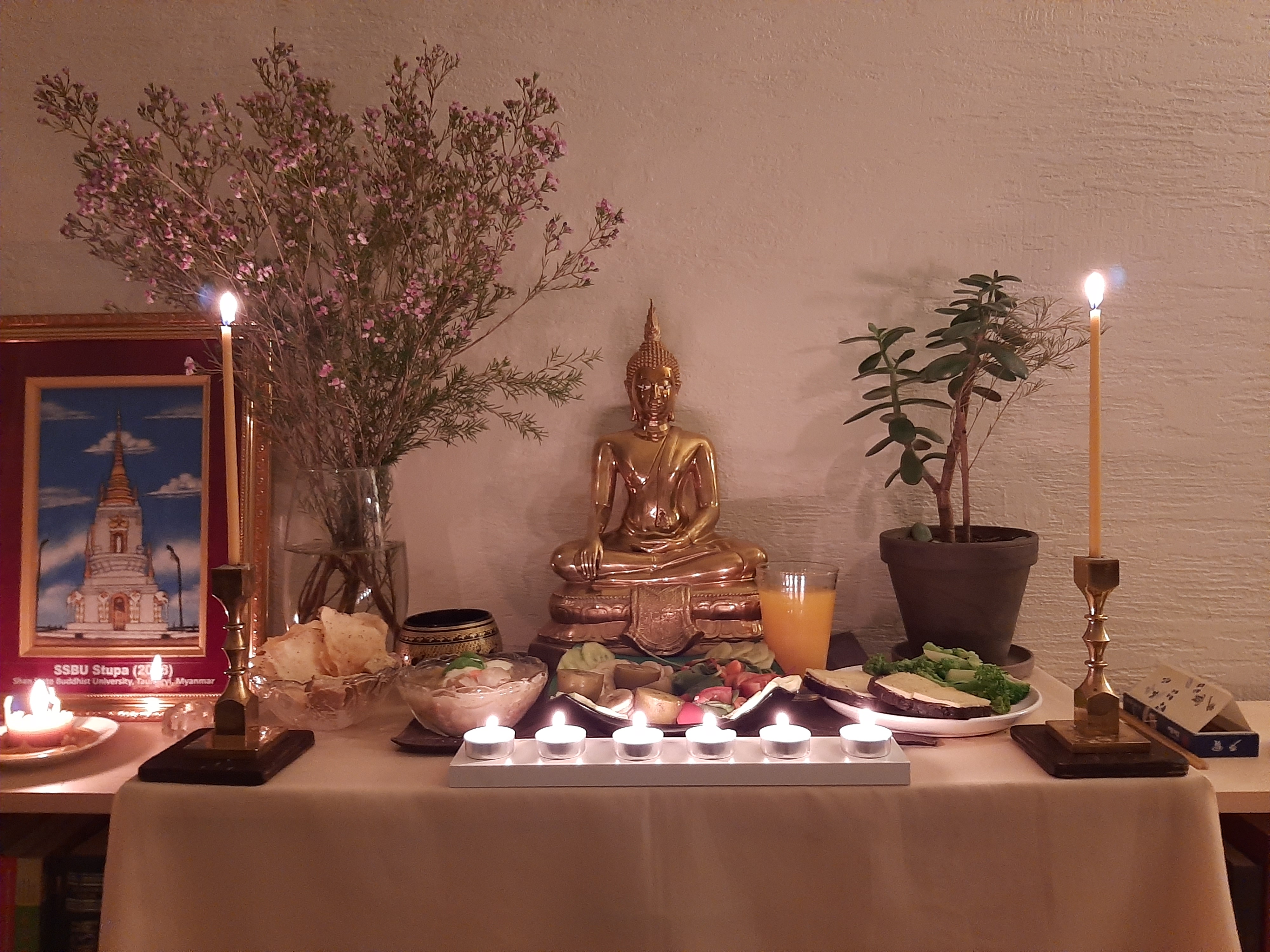 maisto aukojimas Budai